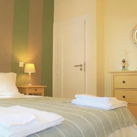 Charming Duplex- Principe Real Apartment