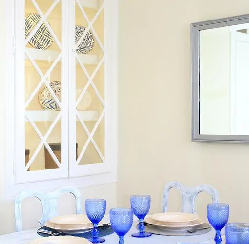 Charming Duplex- Principe Real Apartment