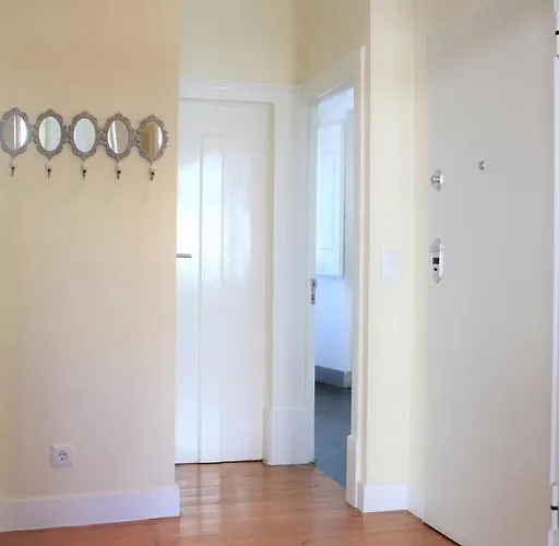 Charming Duplex- Principe Real * Lisboa