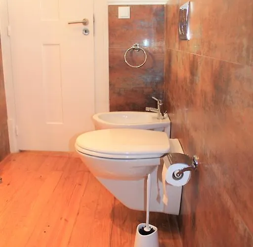 Charming Duplex- Principe Real Apartment Lisbon