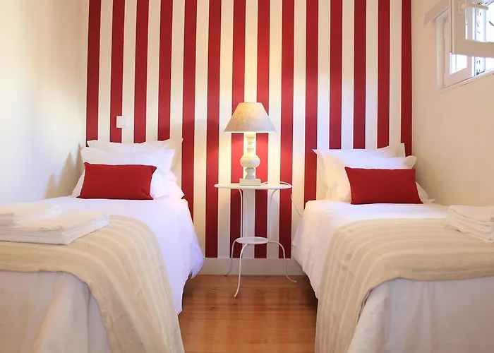 Charming Duplex- Principe Real * Lisboa