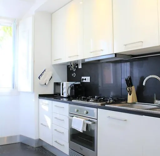 Charming Duplex- Principe Real Apartment Lisbon