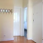 Charming Duplex- Principe Real * Lisbon